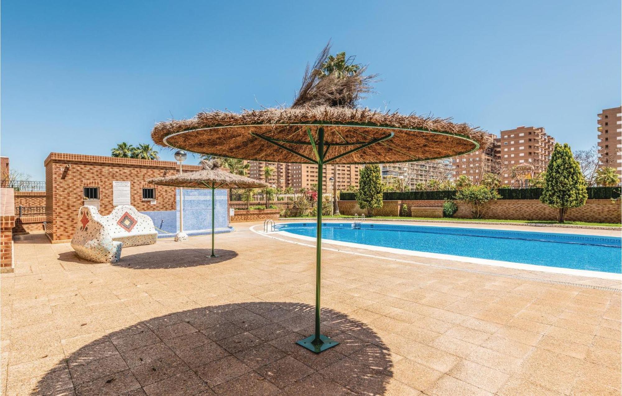 Amazing Apartment In Oropesa Del Mar With Kitchen Exterior photo
