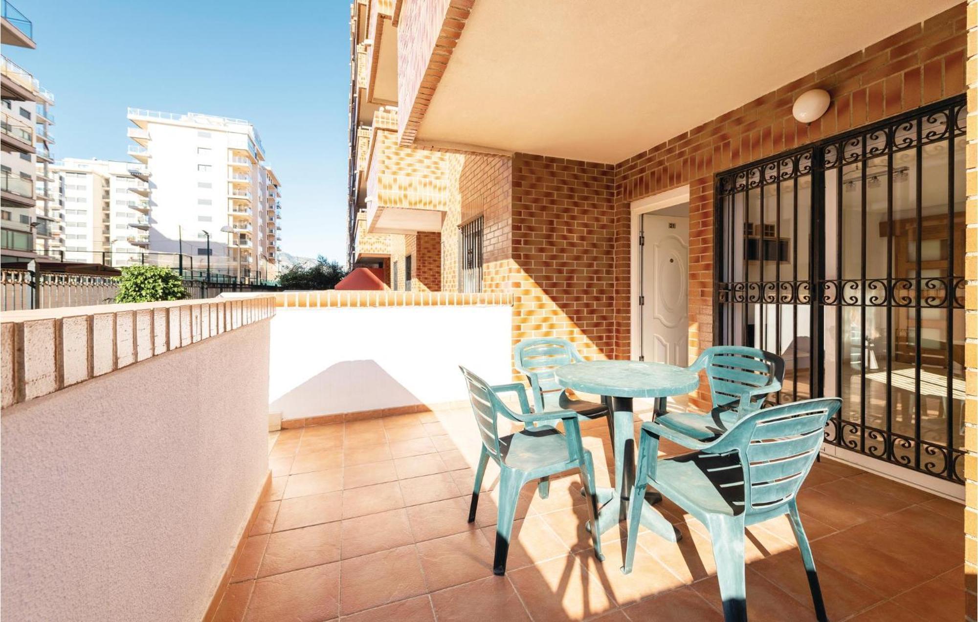 Amazing Apartment In Oropesa Del Mar With Kitchen Exterior photo